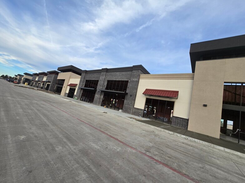 More Photos Of 10202 Coit Rd, Frisco Freestanding For Lease