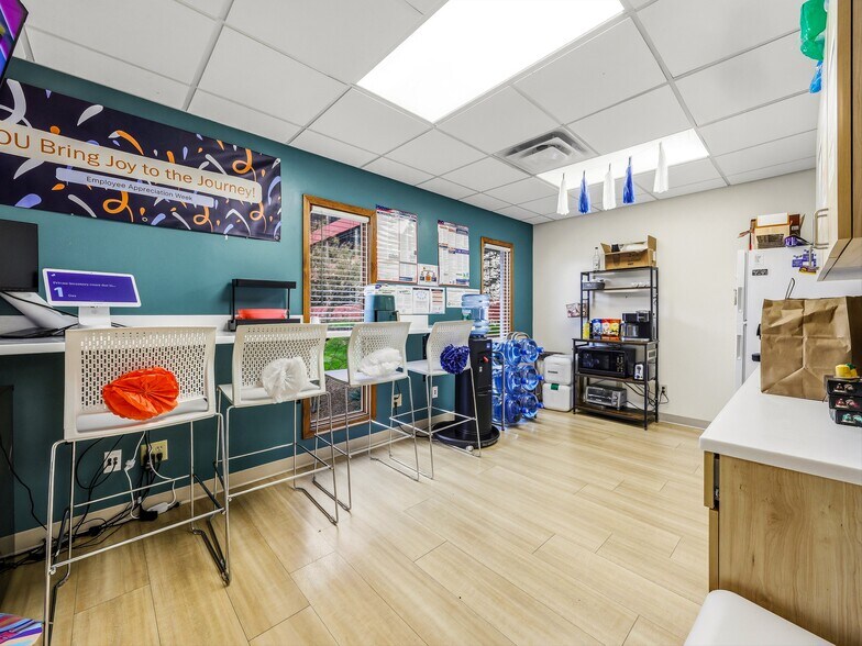 More Photos Of 6 Brooklet St, Asheville Medical For Sale