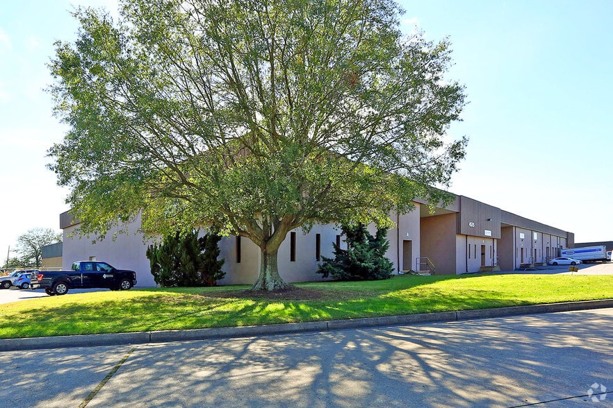 Primary Photo Of 4575 Progress Rd, Norfolk Warehouse For Lease