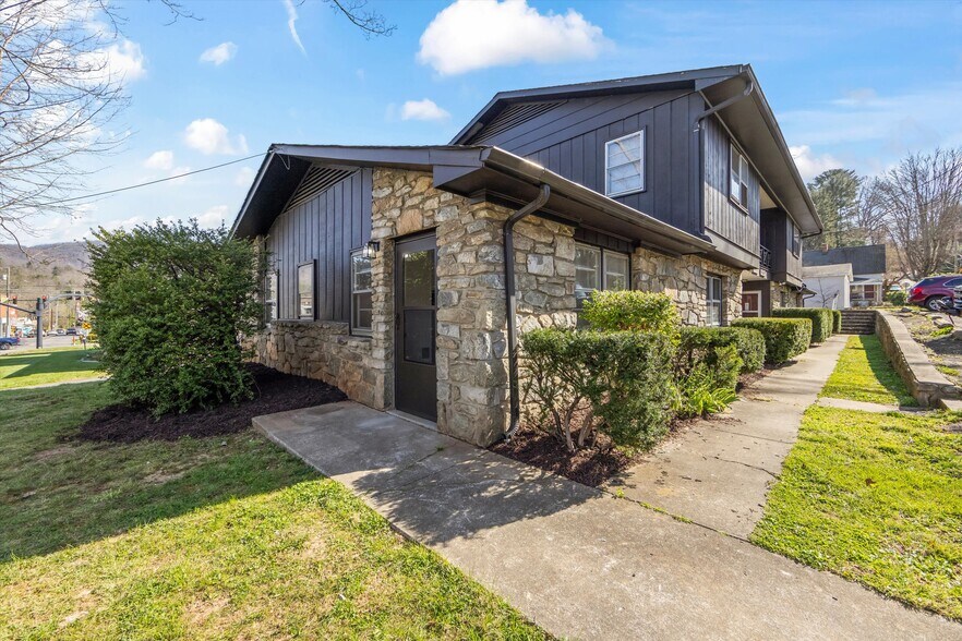 More Photos Of 71 Maple St, Clyde Apartments For Sale