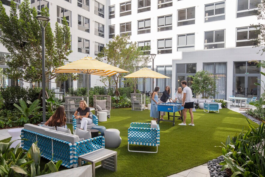 More Photos Of 51 NW 28th St, Miami Apartments For Sale