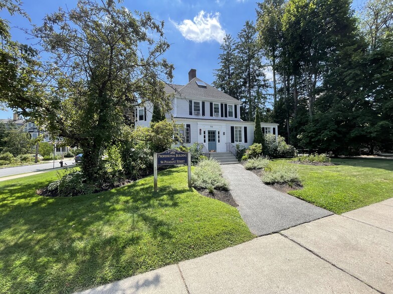 Primary Photo Of 94 Pleasant St, Arlington Office For Lease