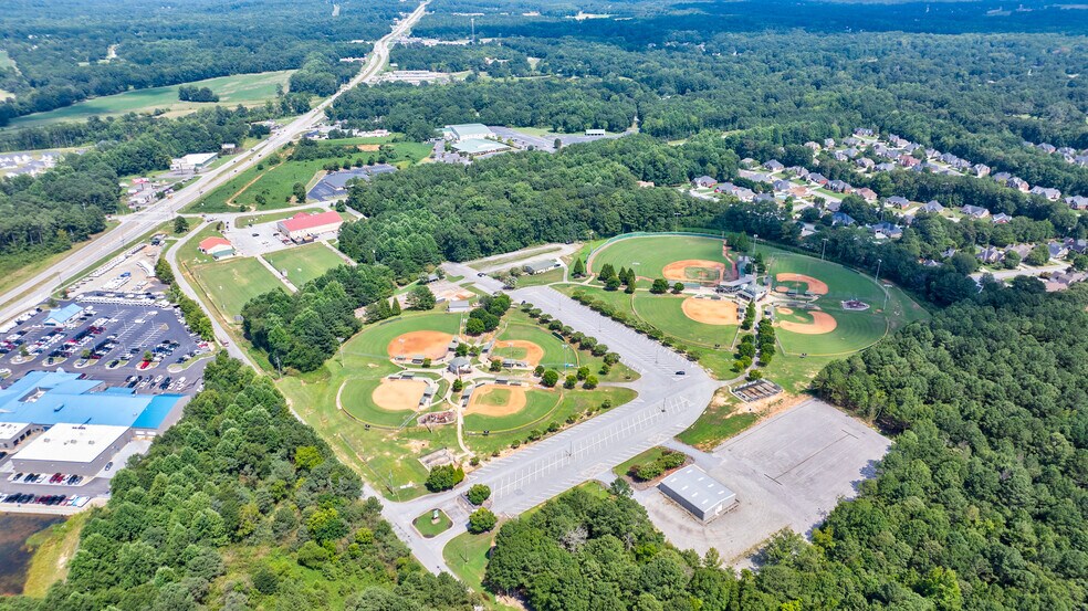 More Photos Of 111 Lee Byrd Rd, Loganville Medical For Sale