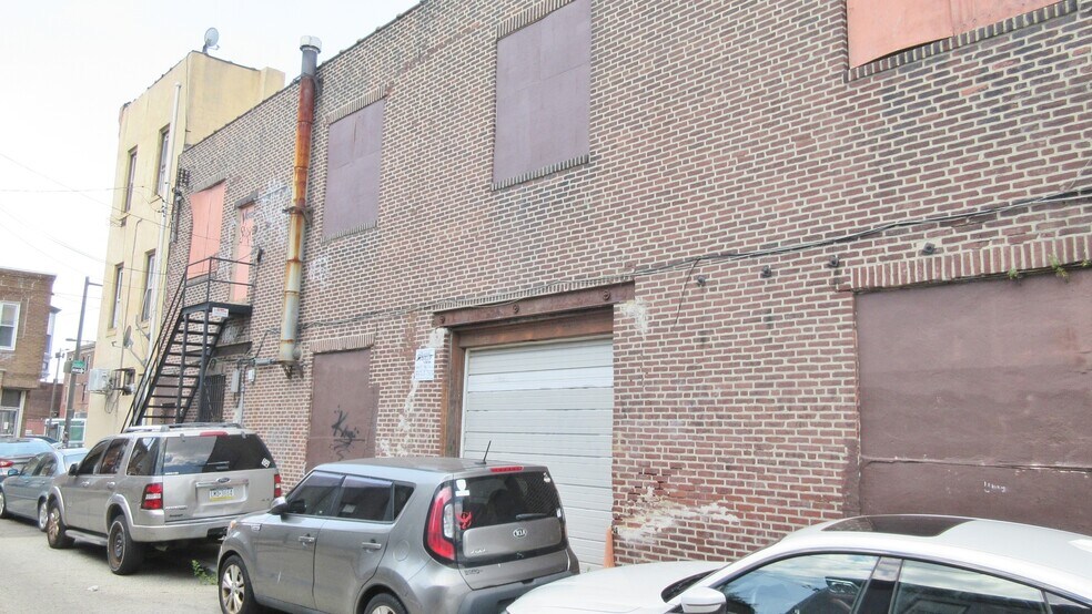 More Photos Of 1622-1628 W Passyunk Ave, Philadelphia Auto Repair For Sale
