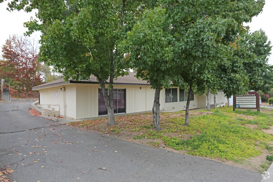 Primary Photo Of , Vista Office For Sale
