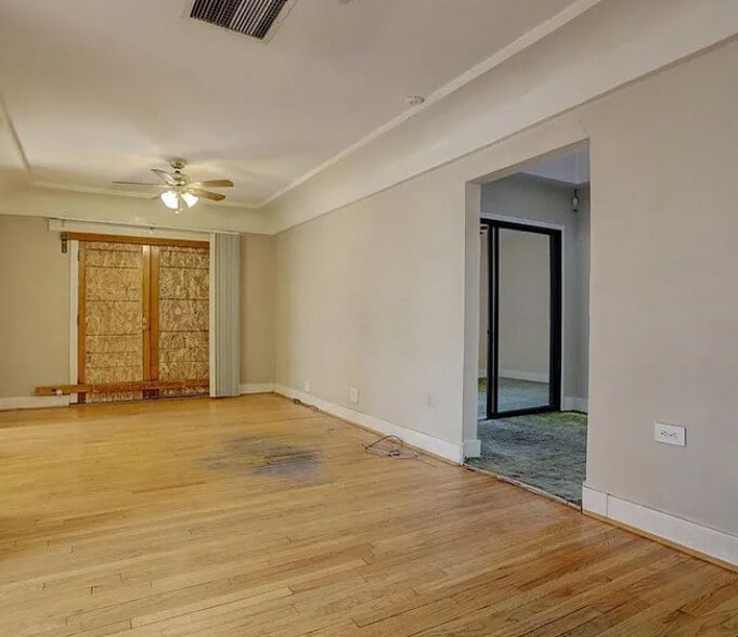 More Photos Of 3333 Colorado Blvd, Denver General Retail For Sale