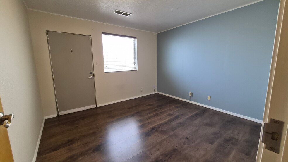 More Photos Of 3901 Georgia St NE, Albuquerque Medical For Lease
