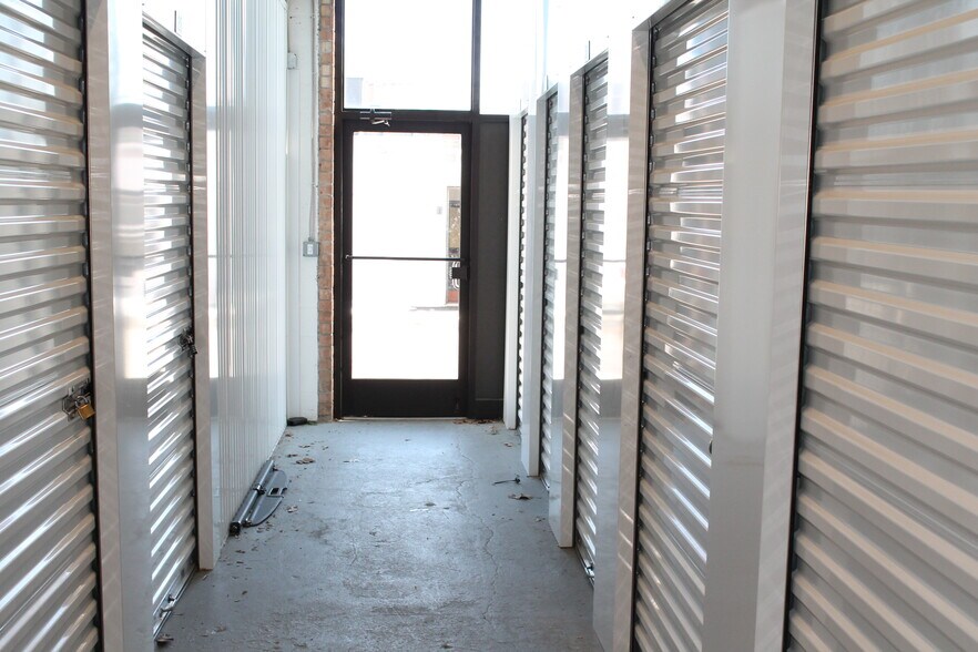 More Photos Of 60 State Rd, Media Flex For Sale