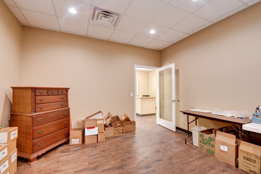 More Photos Of 24396 FM 2090 Rd, Splendora Light Distribution For Sale