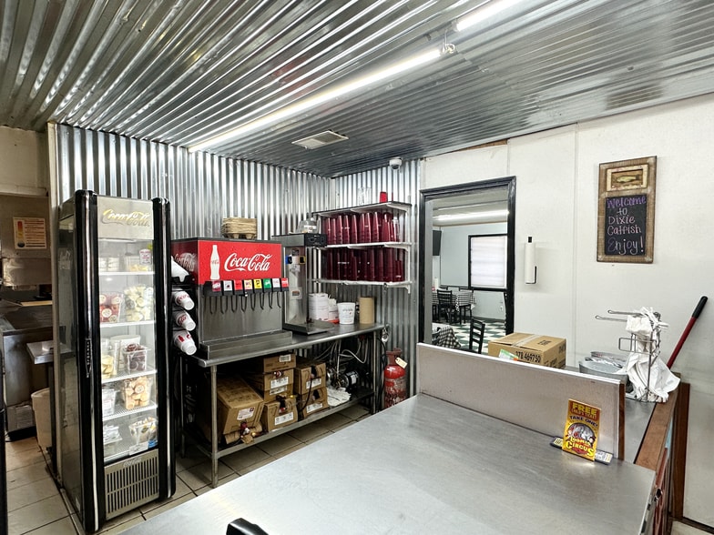 More Photos Of 2989 Hwy 21, Atmore Restaurant For Sale