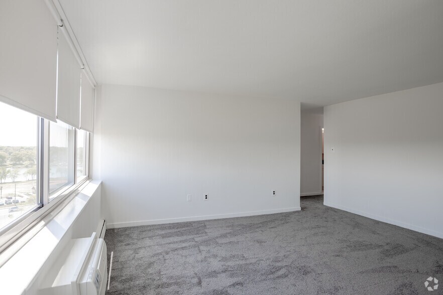 More Photos Of 5105 N Park Dr, Pennsauken Apartments For Lease