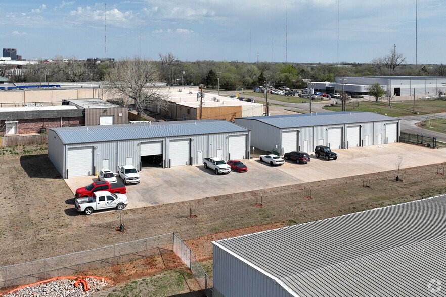 More Photos Of 7025 N Santa Fe Ave, Oklahoma City Warehouse For Lease