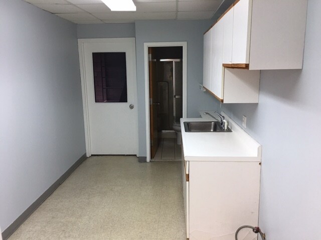 More Photos Of 1580 Lakeland Ave, Bohemia Warehouse For Lease