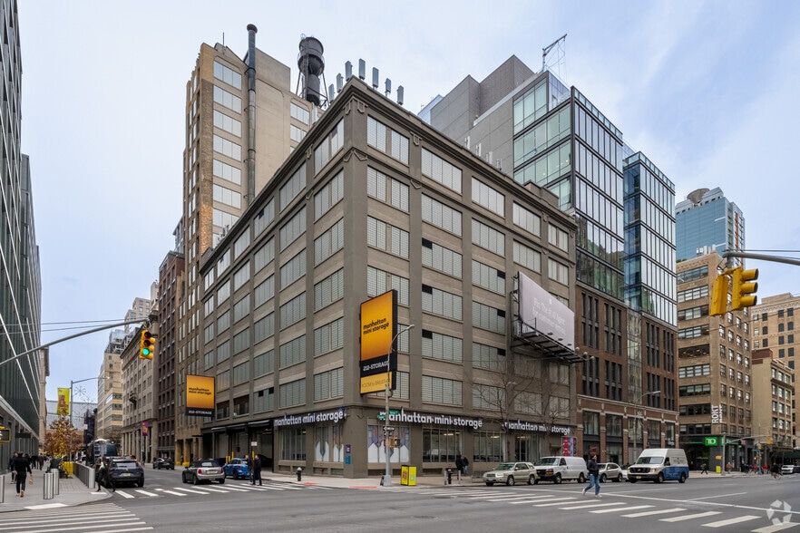 Primary Photo Of 161 Varick St, New York Self Storage For Lease