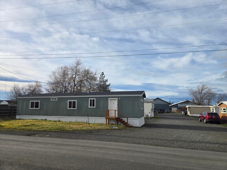 More Photos Of 810 N D St, Grangeville Multifamily For Sale