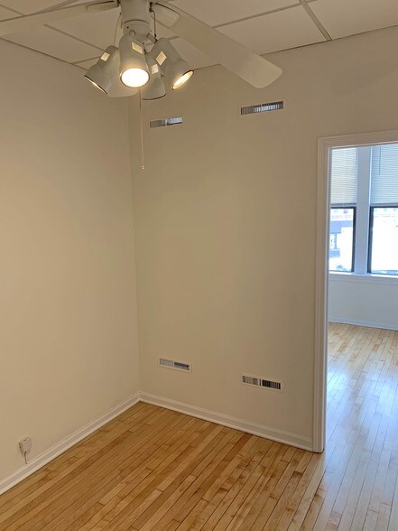 More Photos Of 3433-3439 N Sheffield Ave, Chicago Storefront Retail Residential For Lease