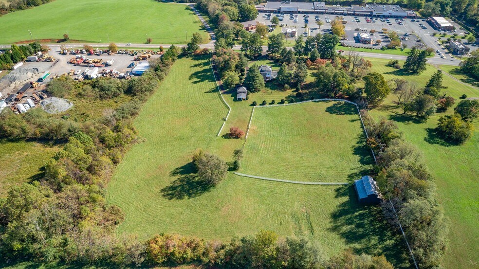 More Photos Of 590 N Madison Rd, Orange Land For Sale