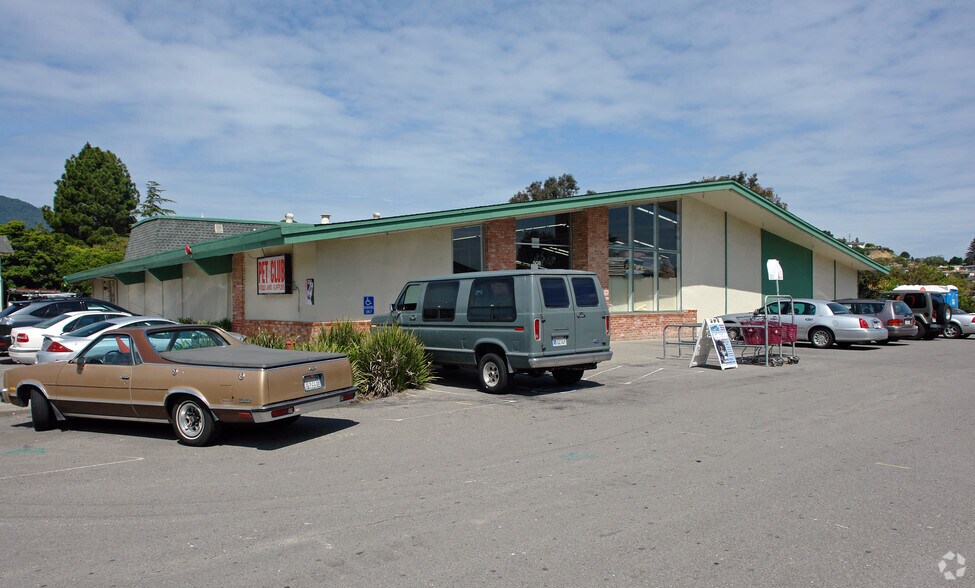 More Photos Of 502-518 Tamalpais Dr, Corte Madera Unknown For Lease