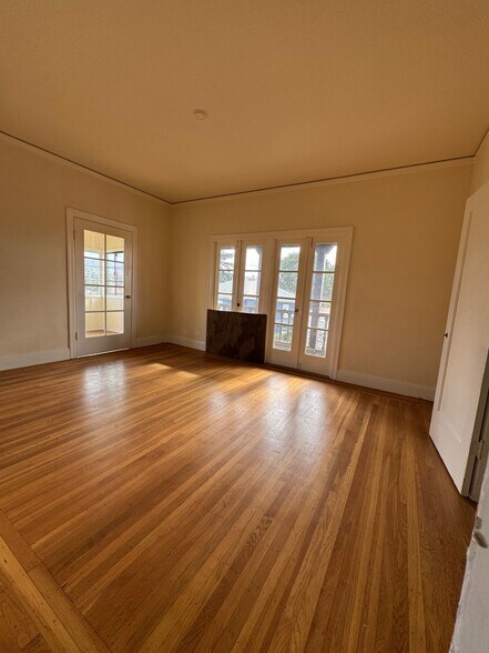 More Photos Of 3505 Kempton Way, Oakland Apartments For Sale