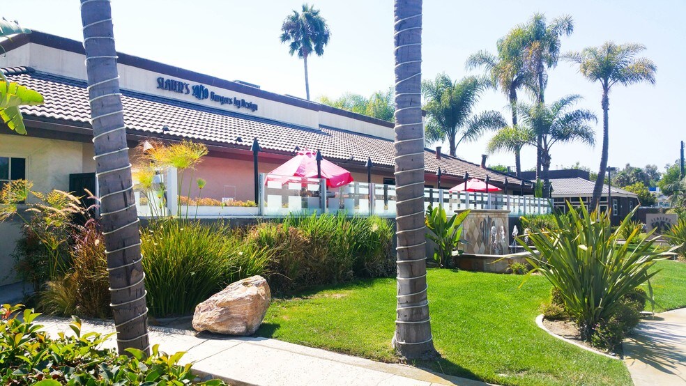 More Photos Of 8082 Adams Ave, Huntington Beach Restaurant For Lease