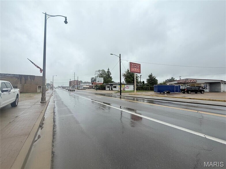 More Photos Of 0 First and Cedar St, Kennett Land For Sale