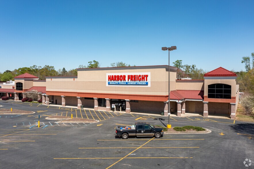 More Photos Of 1700 Eatonton Rd, Madison Unknown For Lease