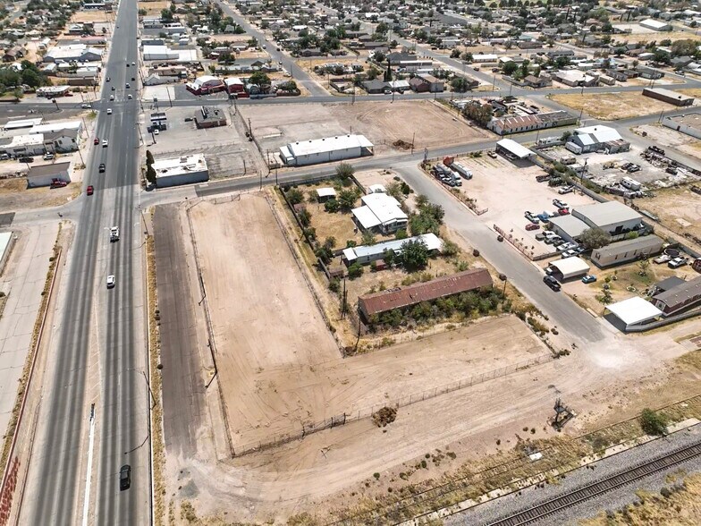 More Photos Of 300-305 S Grant Ave, Odessa Warehouse For Sale