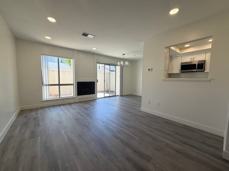 More Photos Of 4782 James, Huntington Beach Apartments For Sale