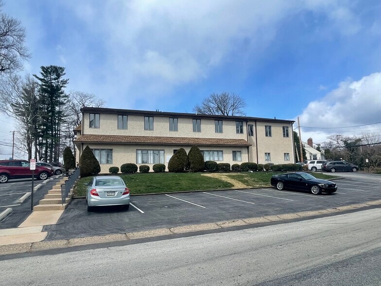 More Photos Of 3501 West Chester Pike, Newtown Square Medical For Sale