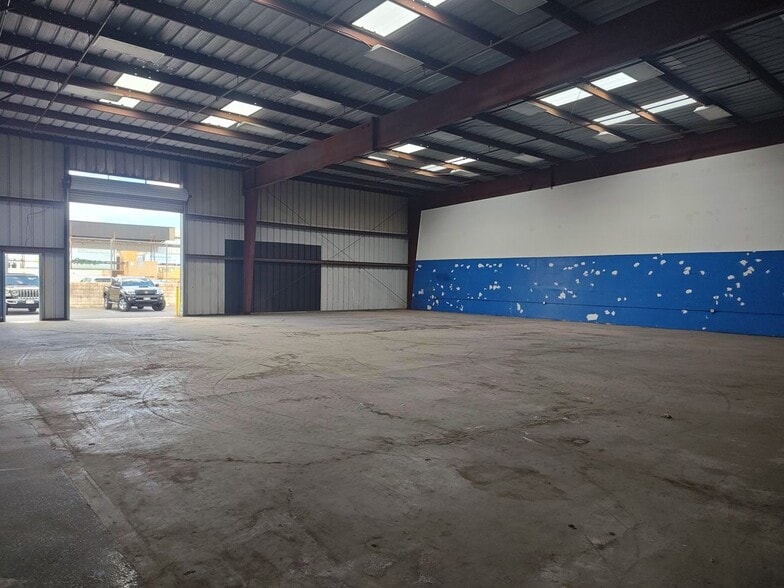 More Photos Of 91-329 Kauhi St, Kapolei Unknown For Lease