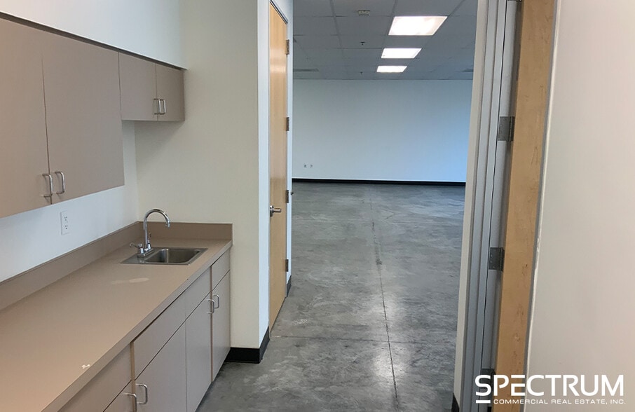 More Photos Of 28381 Constellation Rd, Valencia Manufacturing For Lease