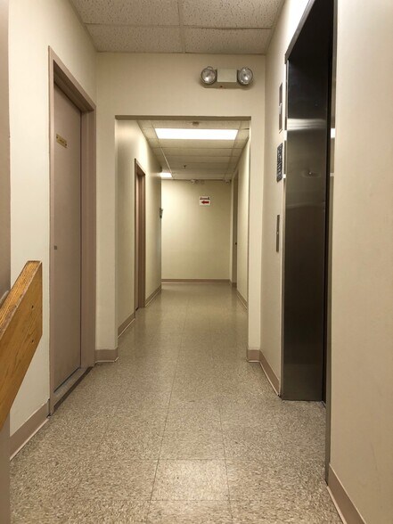 More Photos Of 280 Route 211 E, Middletown Storefront Retail Office For Lease