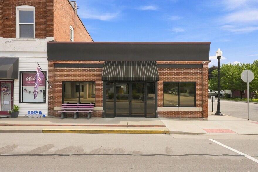 Primary Photo Of 197 E Morse St, Markle Office For Sale