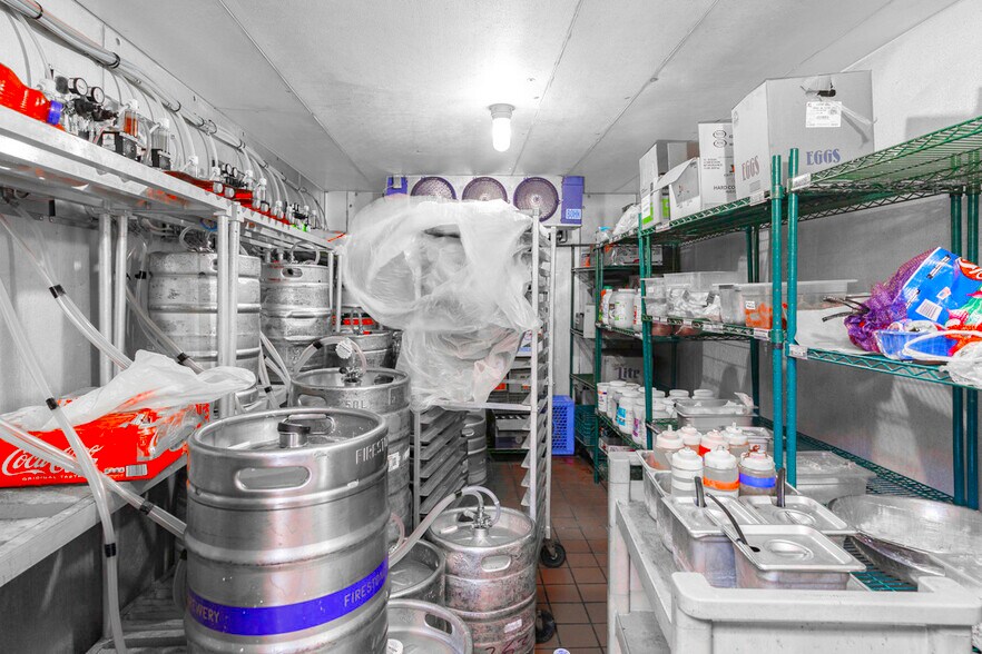 More Photos Of 4906 E Main St, Mesa Restaurant For Sale