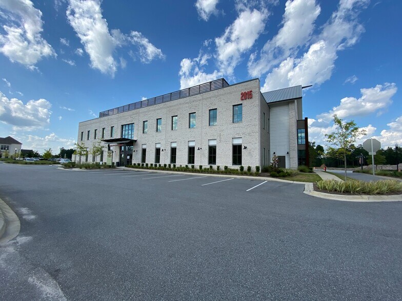 More Photos Of 2015 2nd Ave, Summerville Medical For Lease
