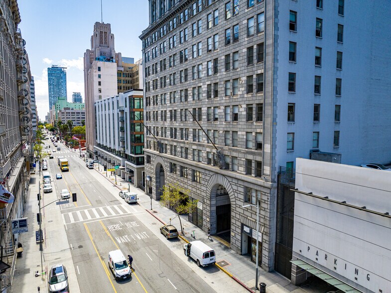 More Photos Of 417 S Hill St, Los Angeles Office For Sale