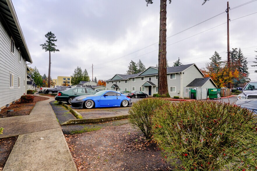 More Photos Of 16405 E Burnside St, Portland Apartments For Sale