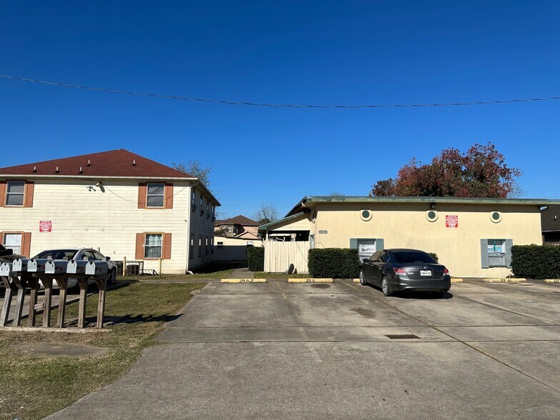 Primary Photo Of , South Houston Multifamily For Sale