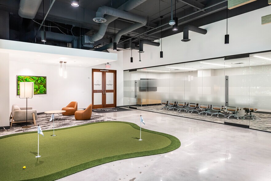 More Photos Of 13560 Morris Rd, Alpharetta Office For Lease