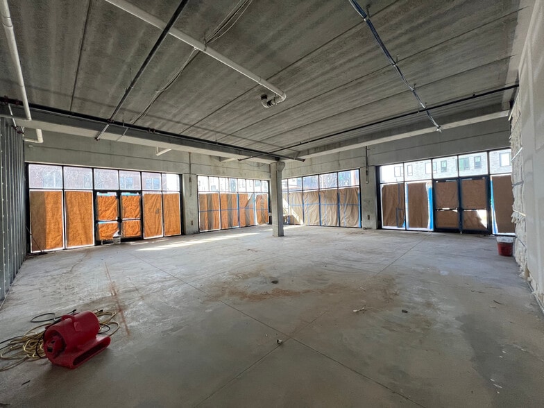 More Photos Of 5655 Pershing Ave, Saint Louis Apartments For Lease