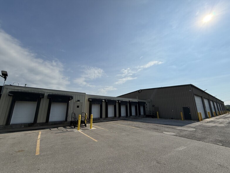 More Photos Of 820 Carpenter Rd, Defiance Distribution For Sale