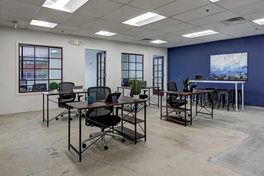 More Photos Of 1161 Murfreesboro Rd, Nashville Office For Lease