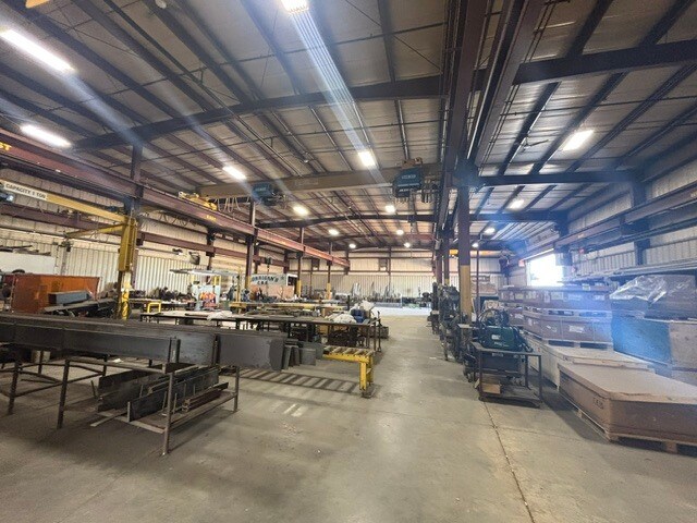More Photos Of 4424 Dickinson Rd, De Pere Industrial For Lease