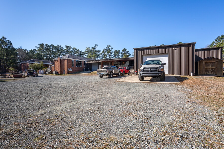 More Photos Of 1434 Farrington Rd, Apex Light Manufacturing For Sale