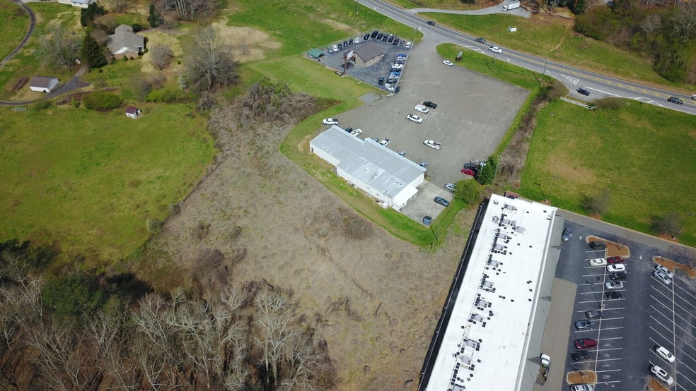 More Photos Of 12400 Cumming Hwy, Canton Restaurant For Lease