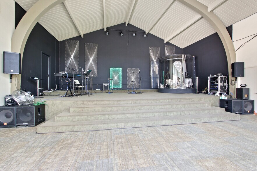 More Photos Of 6575 Crescent Ave, Buena Park Schools For Lease