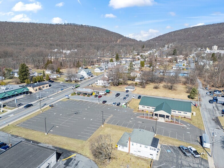 More Photos Of 111 N Broadway, Wind Gap Freestanding For Sale