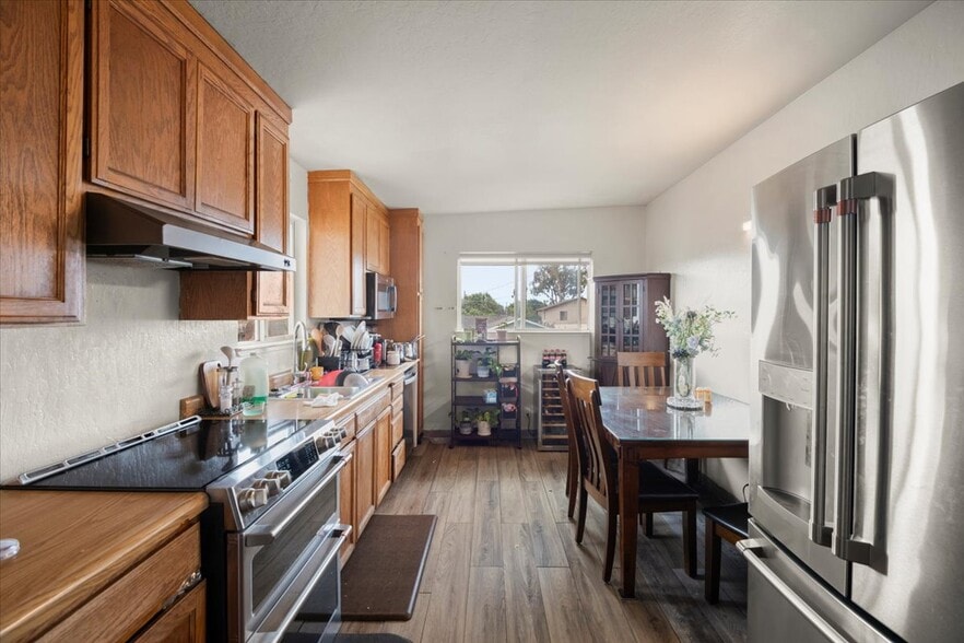 More Photos Of 33638 9th St, Union City Apartments For Sale