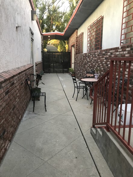 More Photos Of 313 W F St, Ontario Medical For Lease