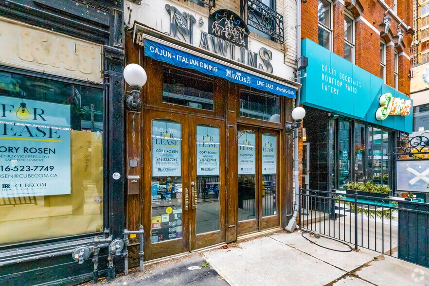 More Photos Of 299 King St W, Toronto Storefront Retail Residential For Lease